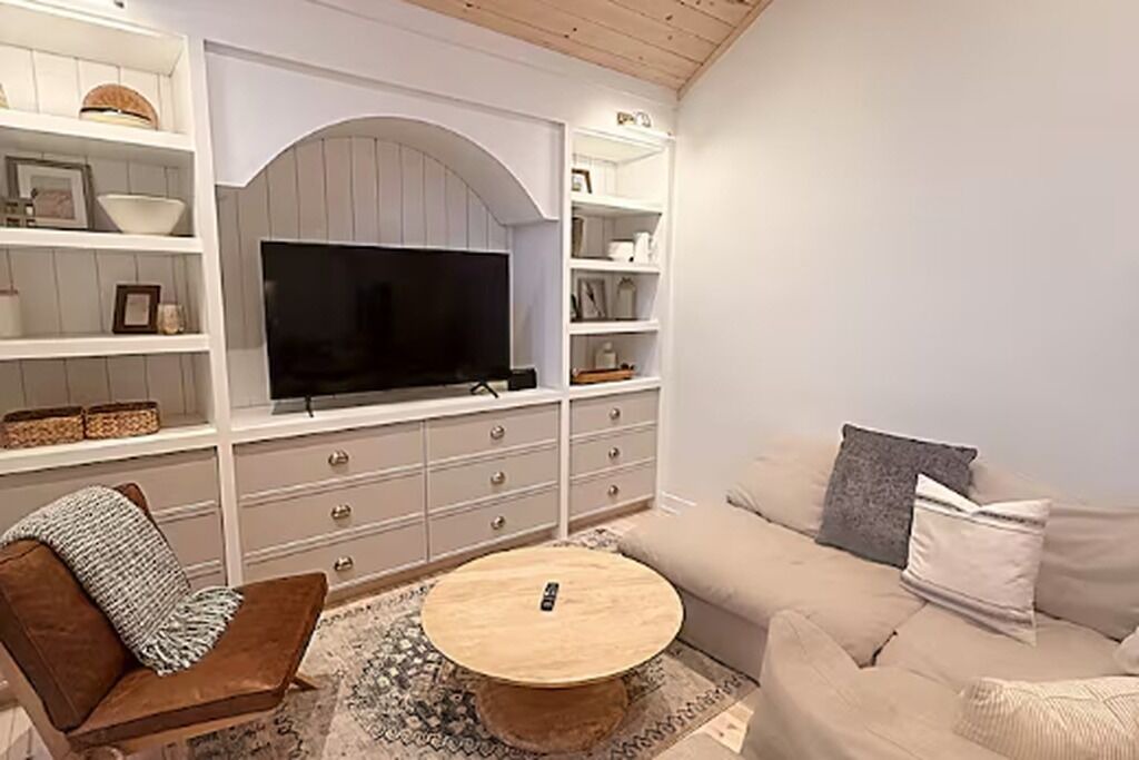 Photo of Livingroom in Lac-des-Plages