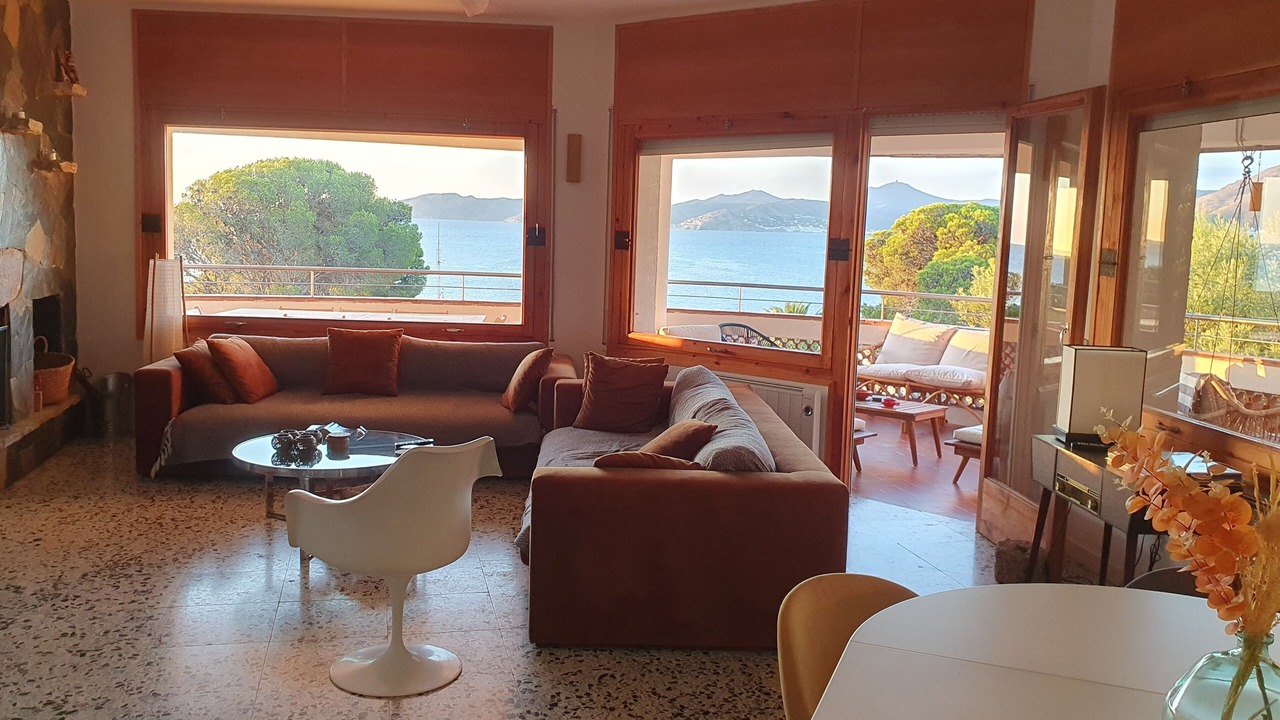 Photo of Livingroom in Llanca