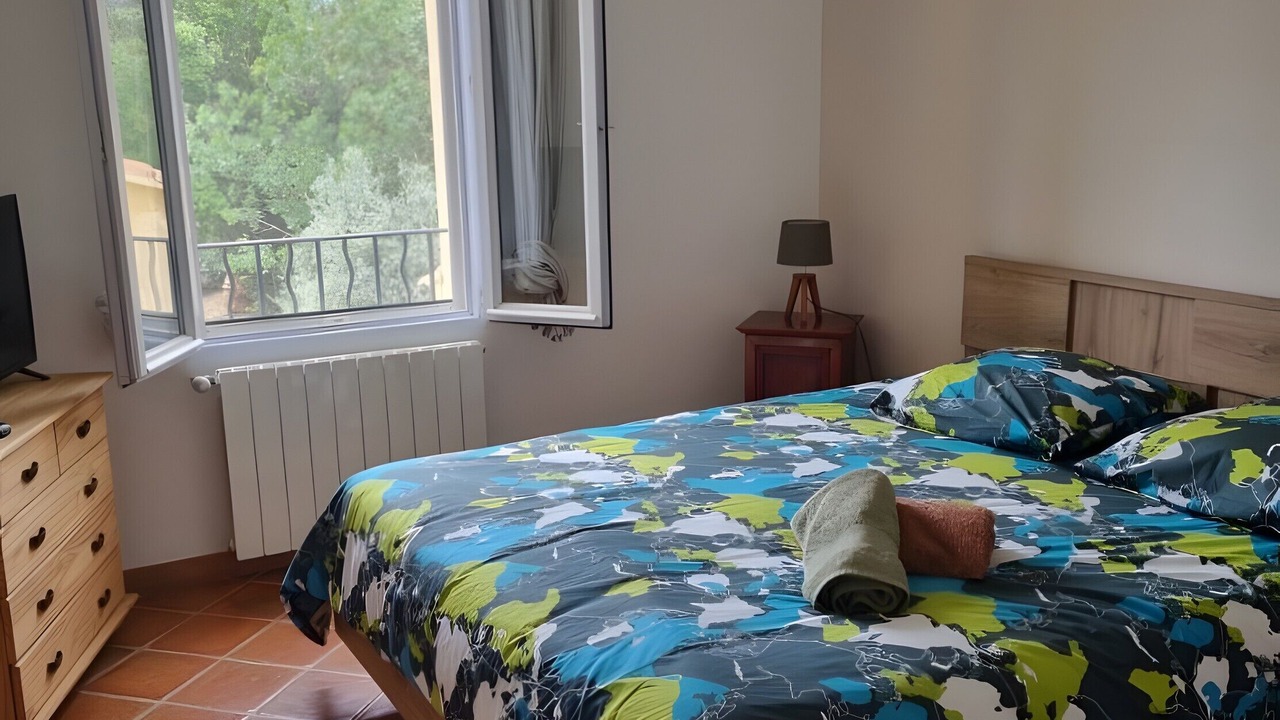 Photo of Bedroom in Saint-Maximin-la-Sainte-Baume