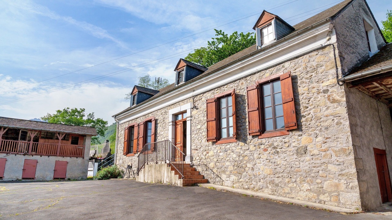 Photo of Outdoor in Lau-Balagnas
