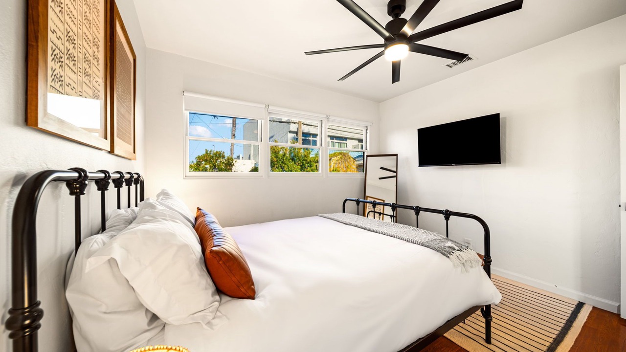 Photo of Bedroom in South Oceanside