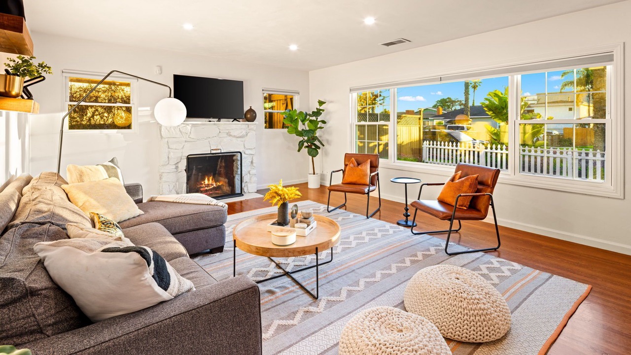 Photo of Livingroom in South Oceanside