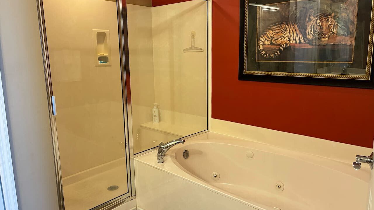 Photo of Bathroom in Thomas Drive
