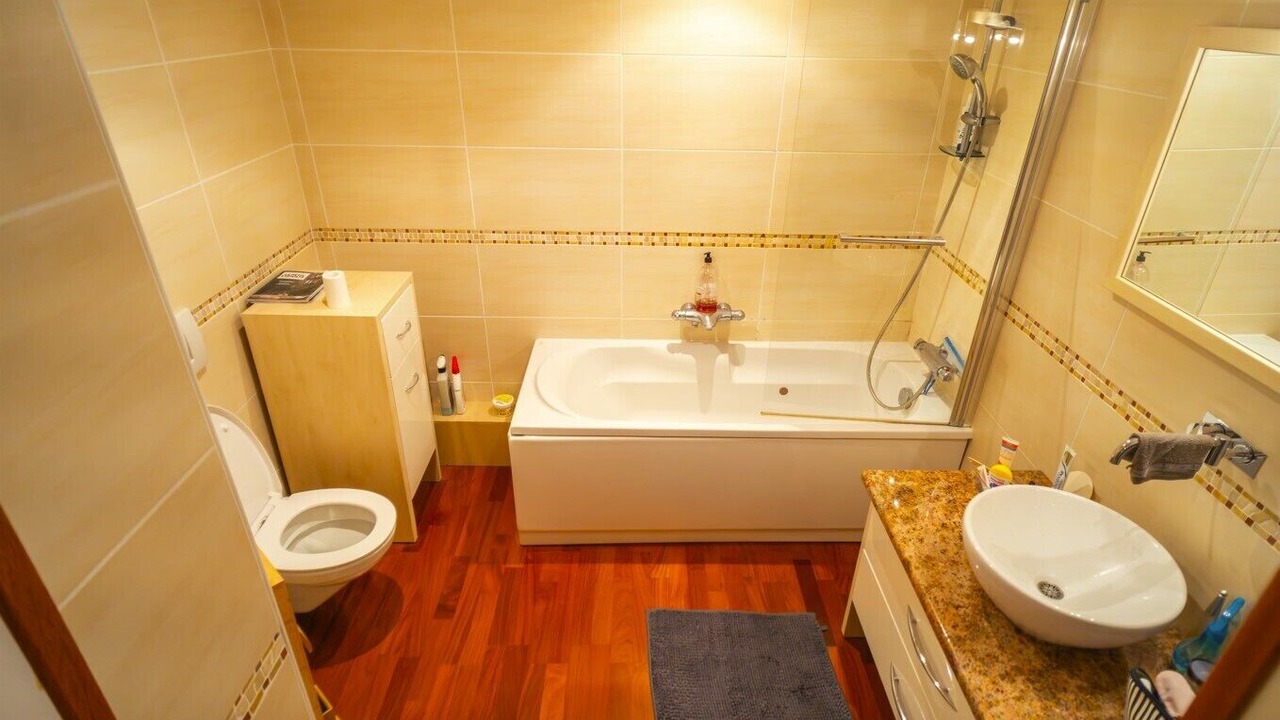 Photo of Bathroom in Orgueil