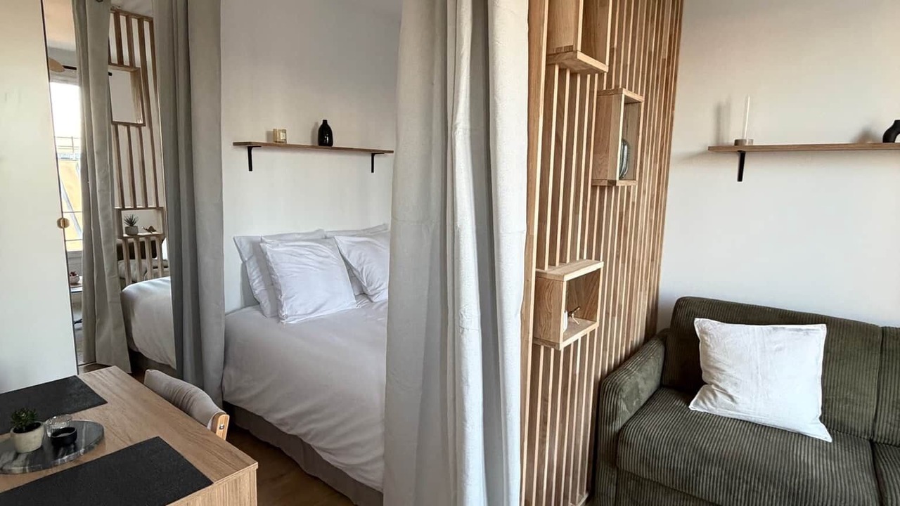 Photo of Bedroom in Asnieres-sur-Seine