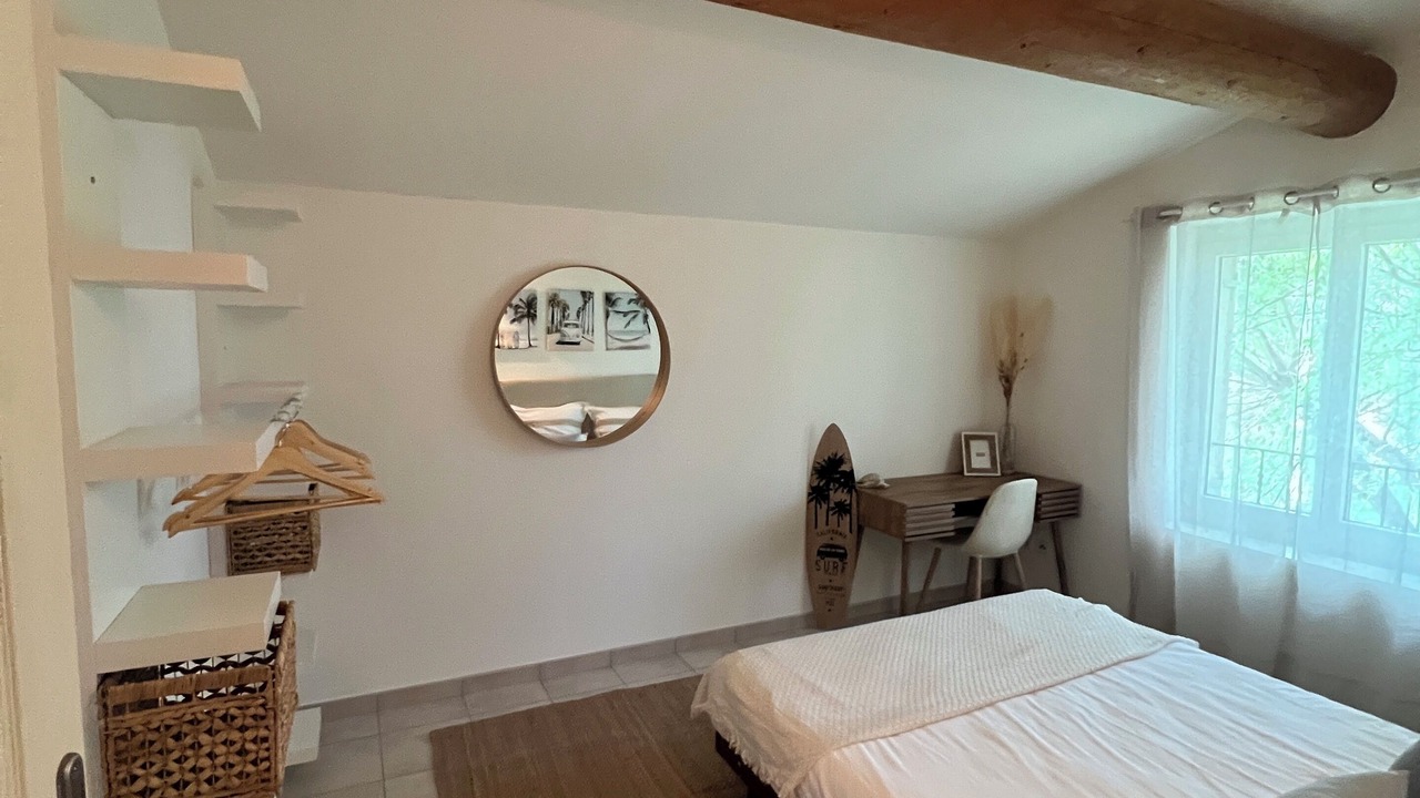 Photo of Bedroom in Donzere