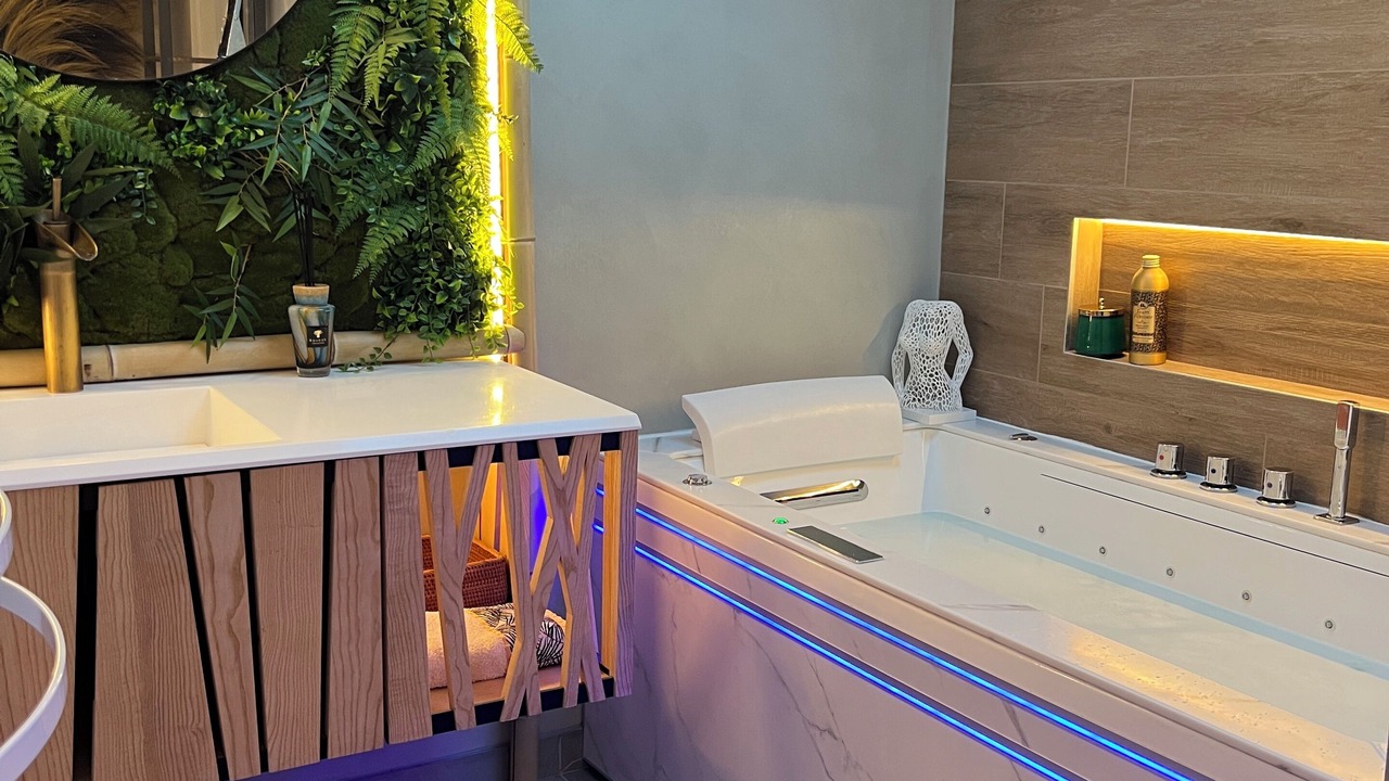 Photo of Bathroom in Donzere