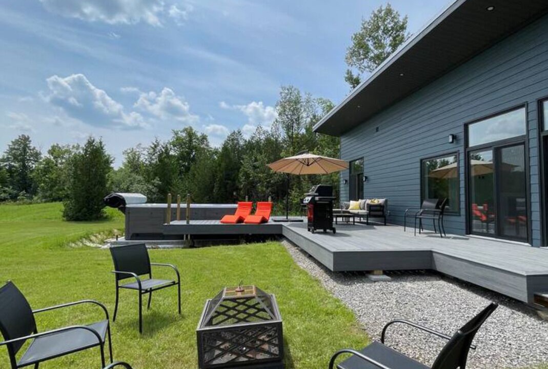 Photo of Outdoor in Montague