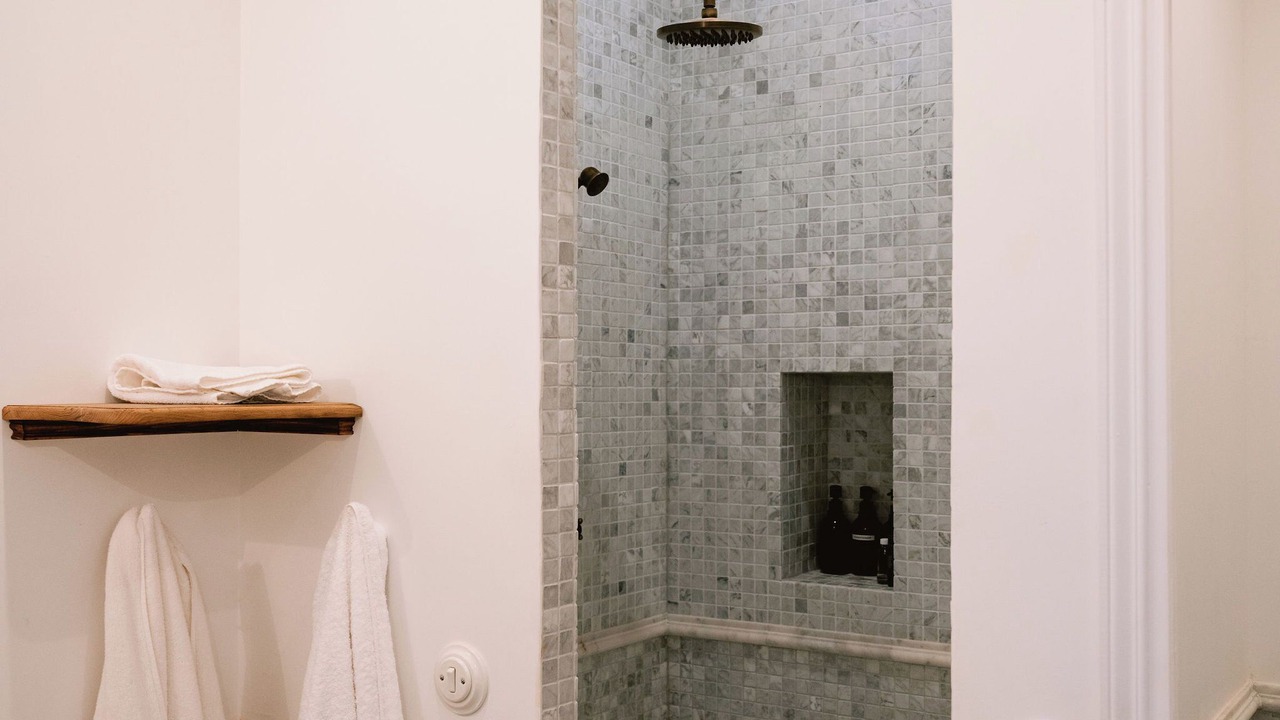 Photo of Bathroom in Saint-Lubin-des-Joncherets