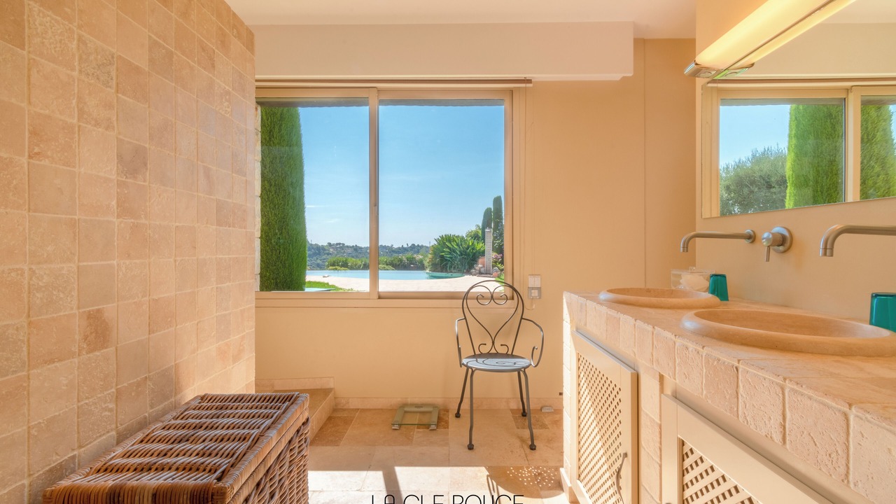 Photo of Bathroom in Vence