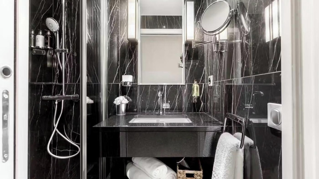 Photo of Bathroom in Les Halles