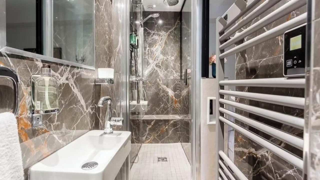 Photo of Bathroom in Les Halles