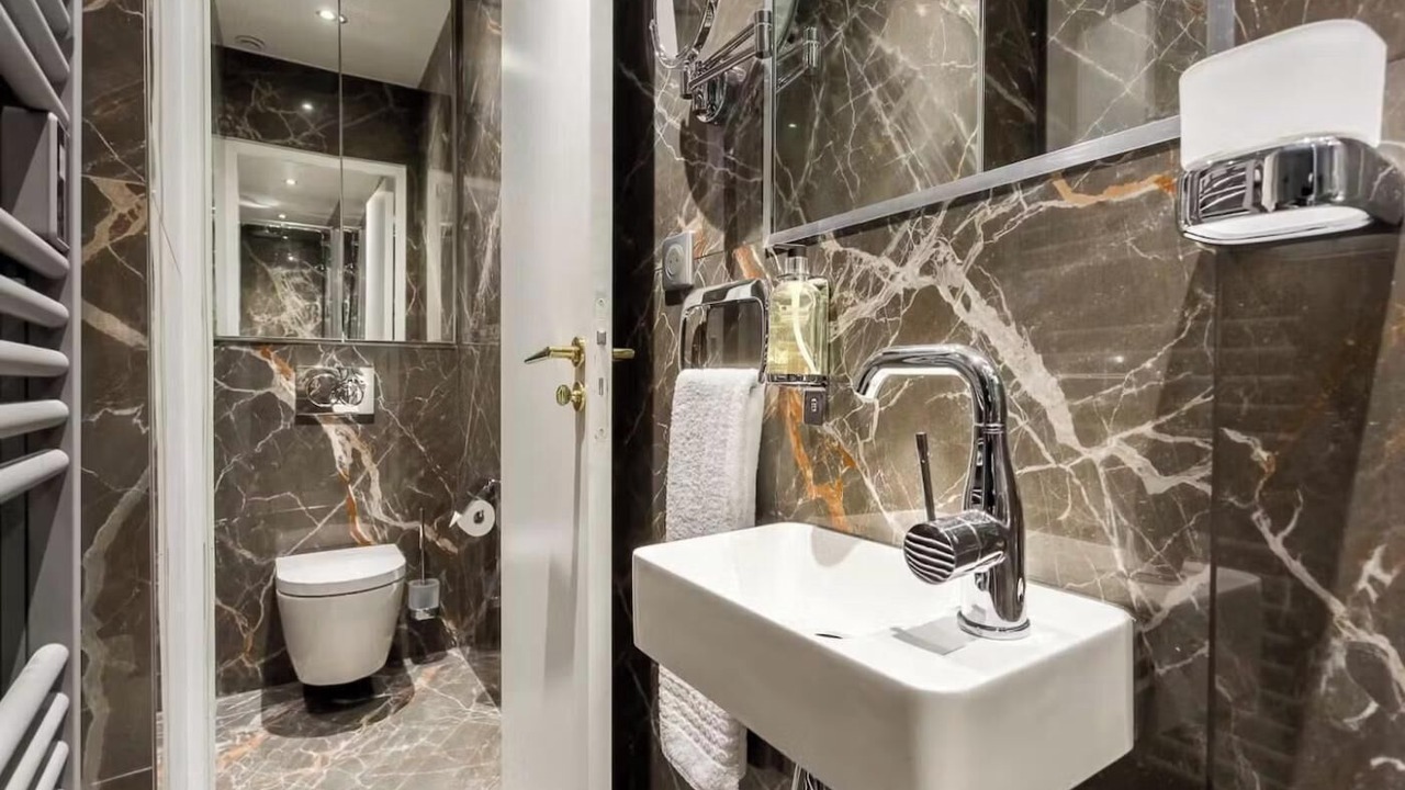 Photo of Bathroom in Les Halles