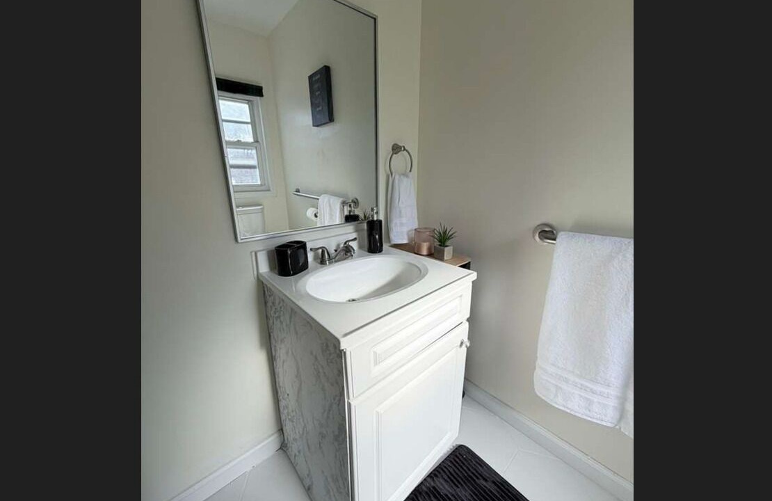 Photo of Bathroom in Deer Park