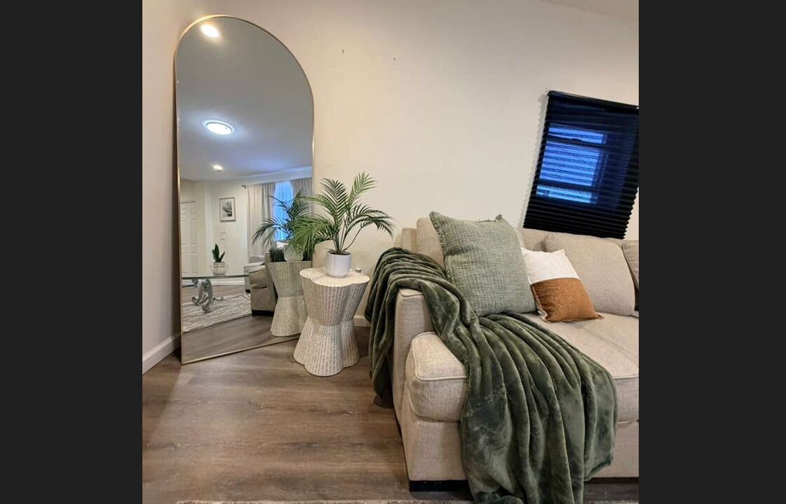 Photo of Livingroom in Deer Park