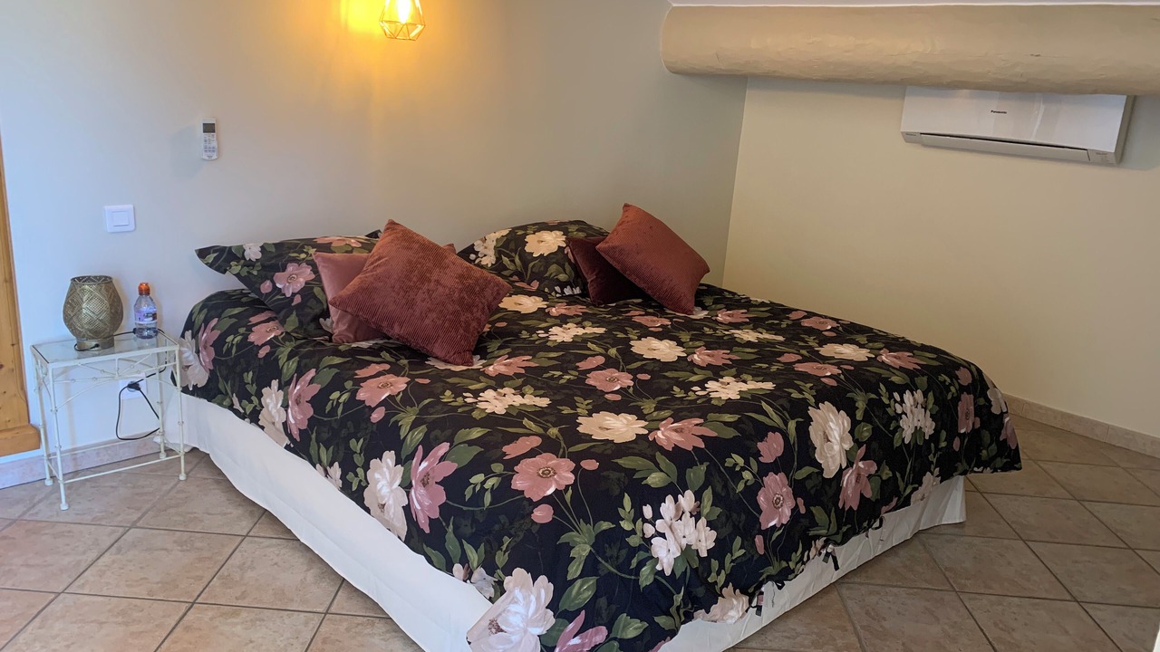 Photo of Bedroom in Bagnols-sur-Ceze