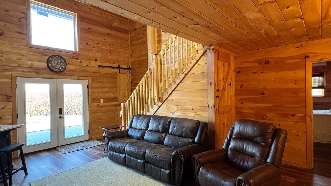 Photo of Livingroom in Pineville