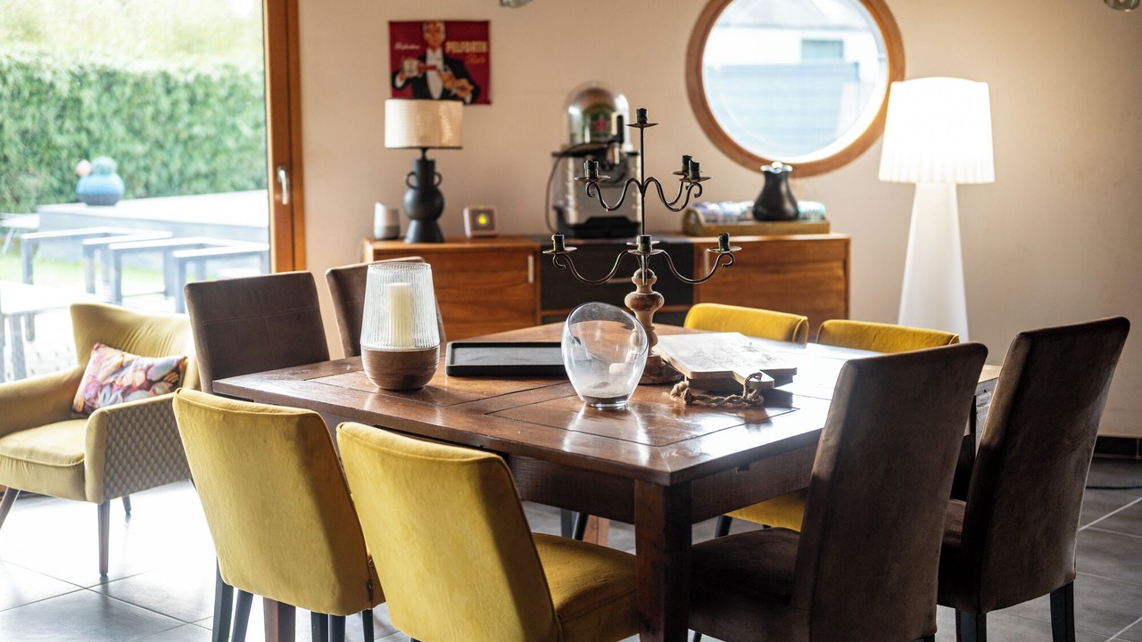 Photo of Others in Crach