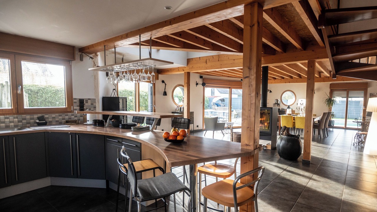 Photo of Others in Crach