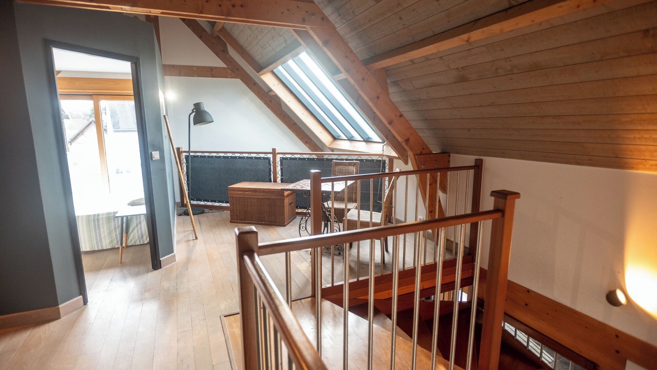 Photo of Others in Crach