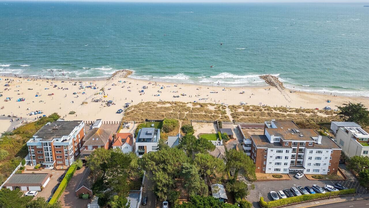 Photo of Others in Sandbanks