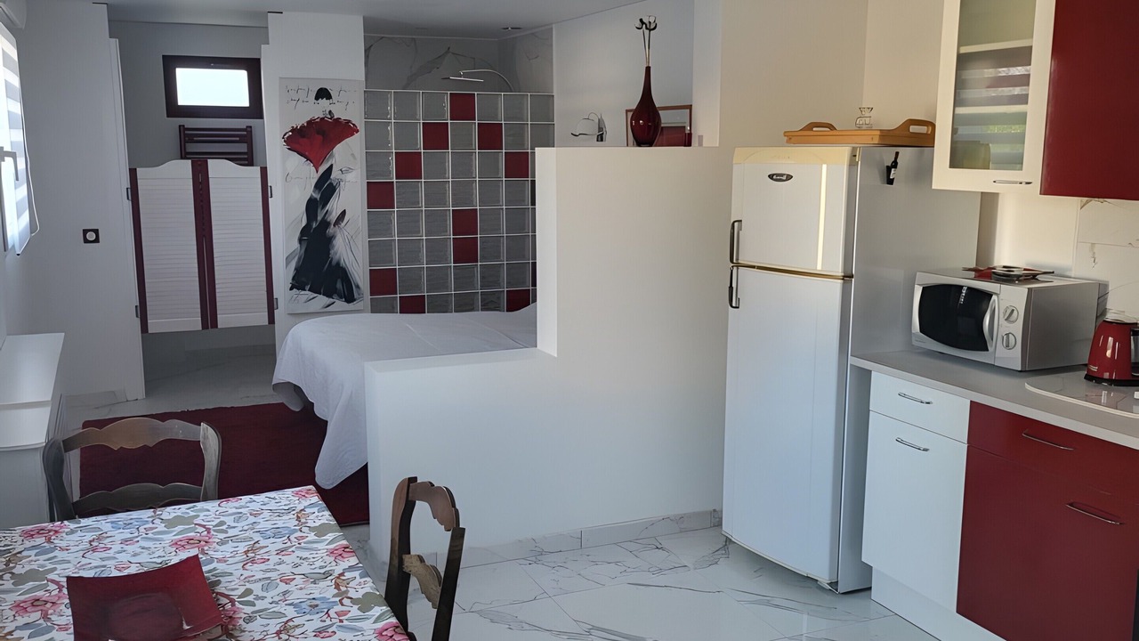 Photo of Bedroom in Saint-Clement-des-Levees