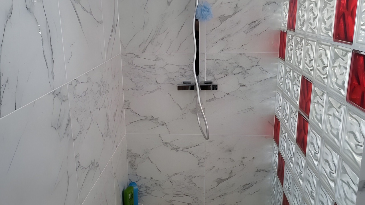 Photo of Bathroom in Saint-Clement-des-Levees