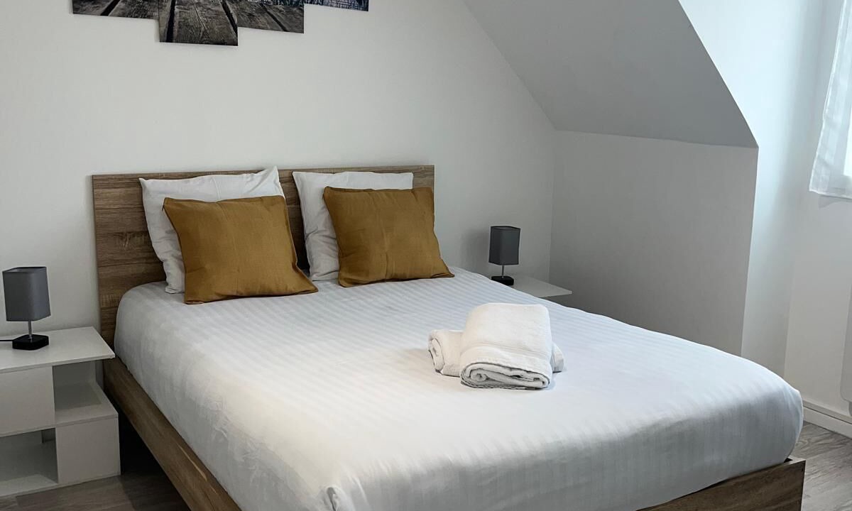 Photo of Bedroom in Precy-sur-Marne