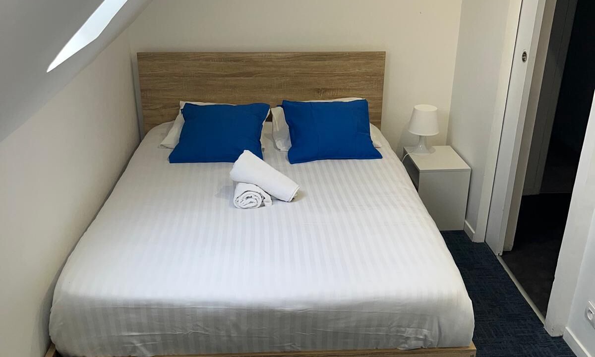 Photo of Bedroom in Precy-sur-Marne