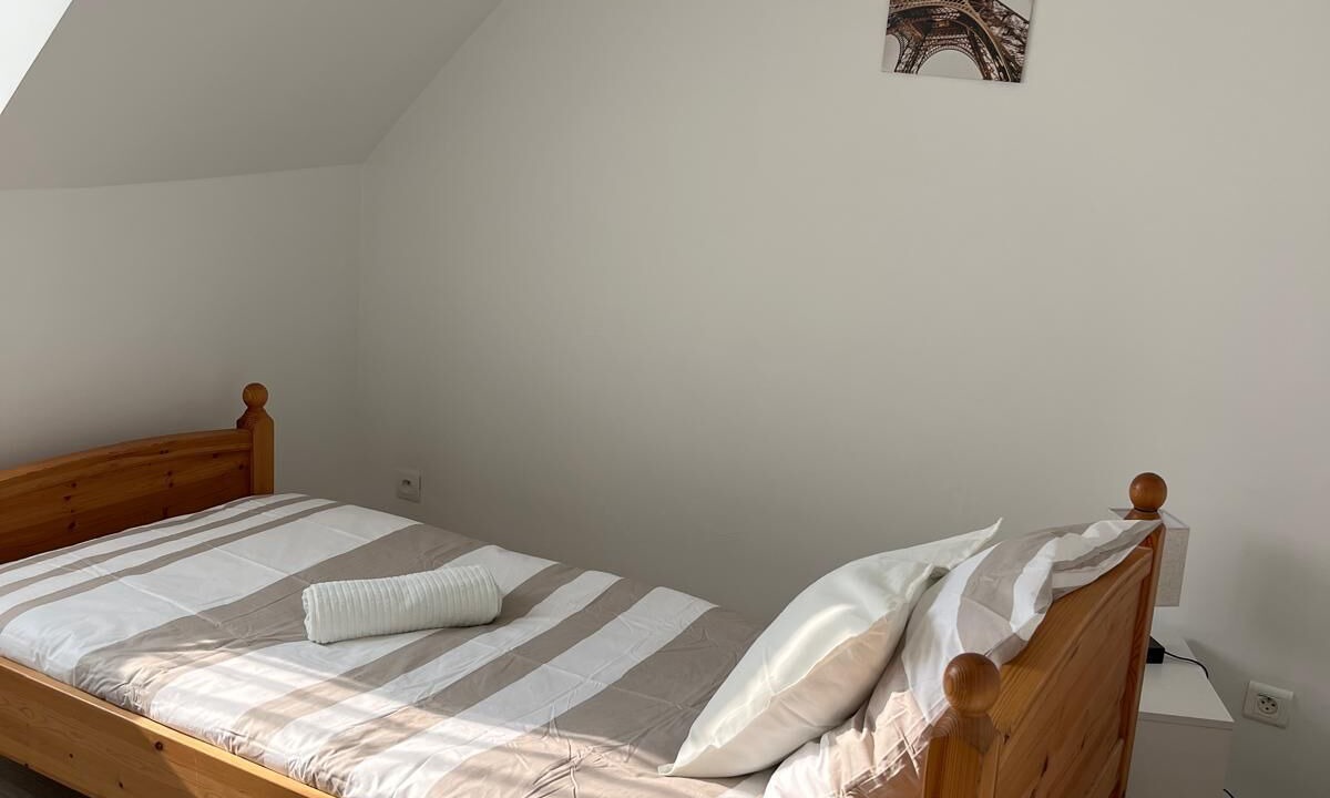 Photo of Bedroom in Precy-sur-Marne
