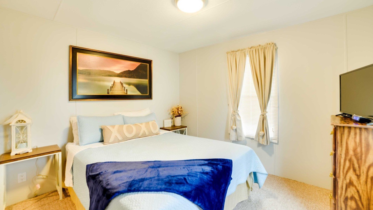 Photo of Bedroom in New Concord