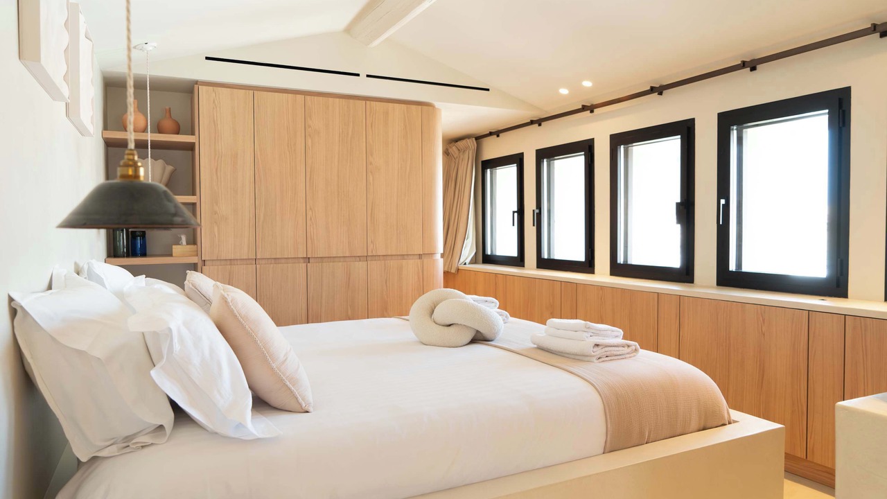 Photo of Bedroom in Opera