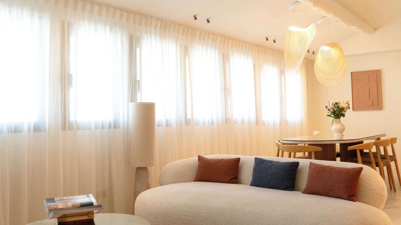Photo of Livingroom in Opera