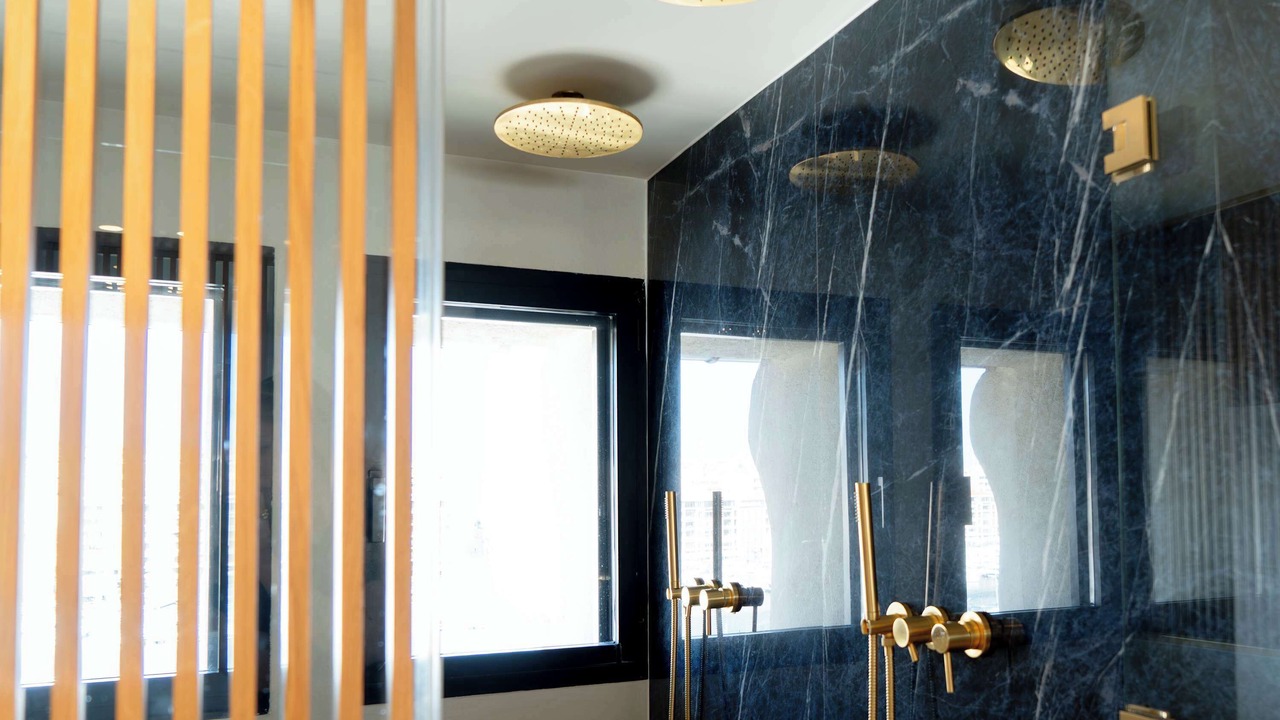 Photo of Bathroom in Opera