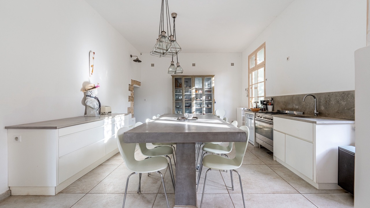 Photo of Others in Junas