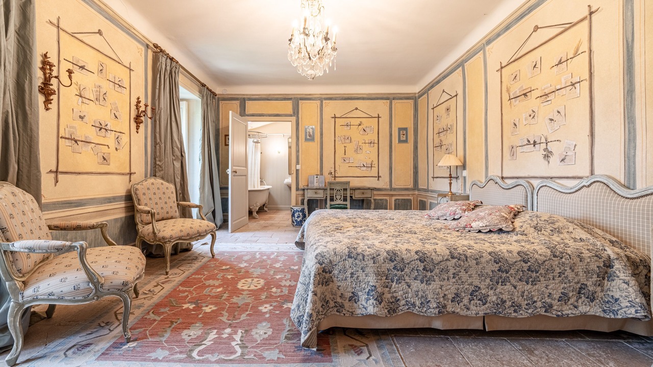 Photo of Bedroom in Junas