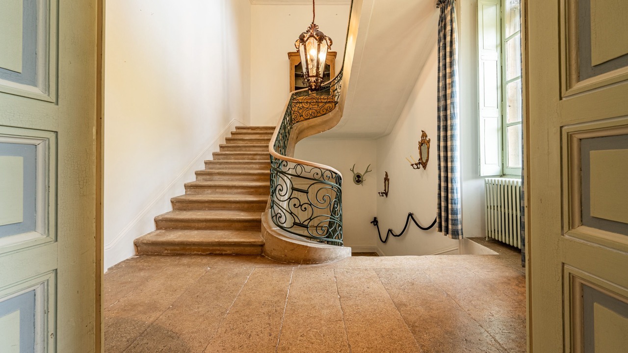 Photo of Others in Junas