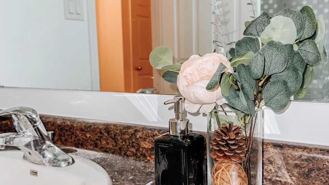 Photo of Bathroom in Alcona