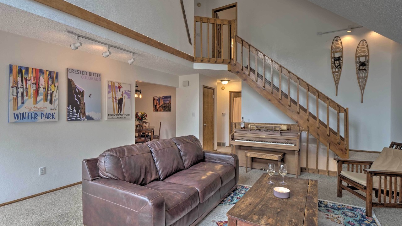 Photo of Livingroom in Woodland Park