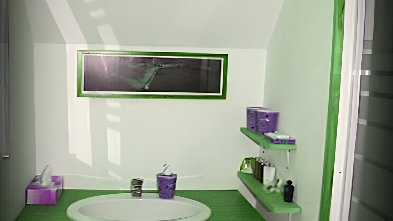 Photo of Bathroom in Languedias