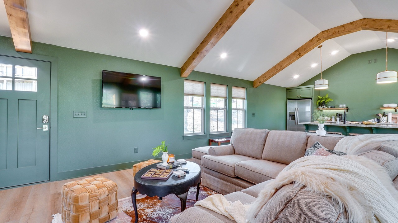 Photo of Livingroom in Eagle Rock
