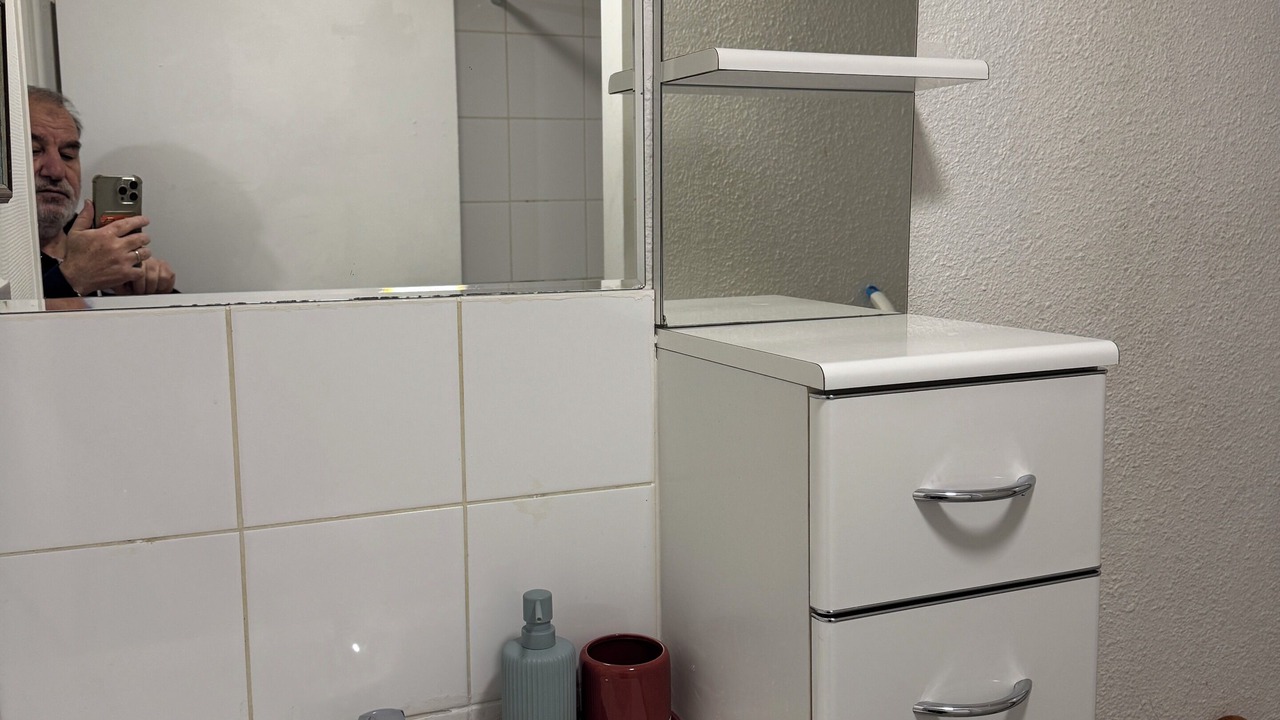 Photo of Bathroom in Vaulx En Velin Village
