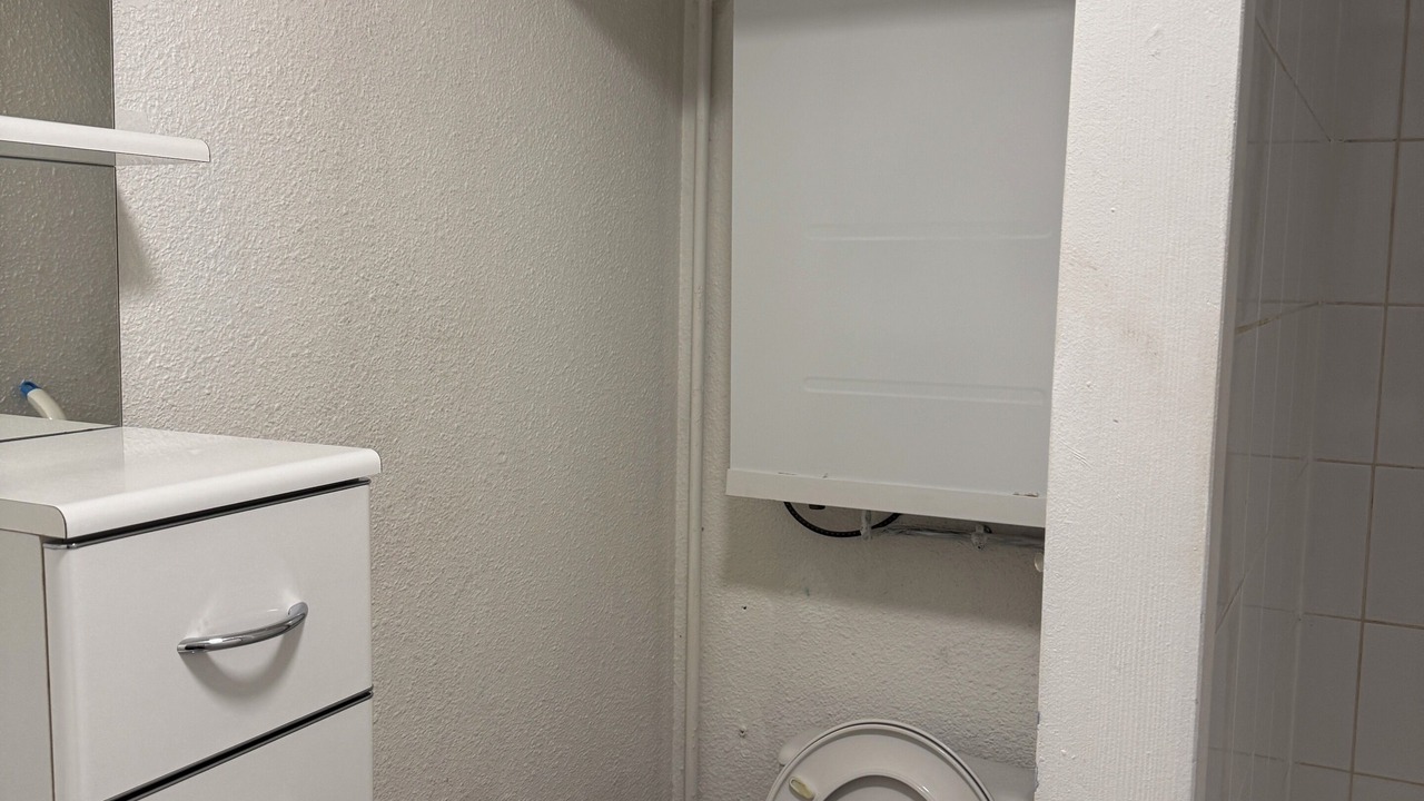 Photo of Bathroom in Vaulx En Velin Village