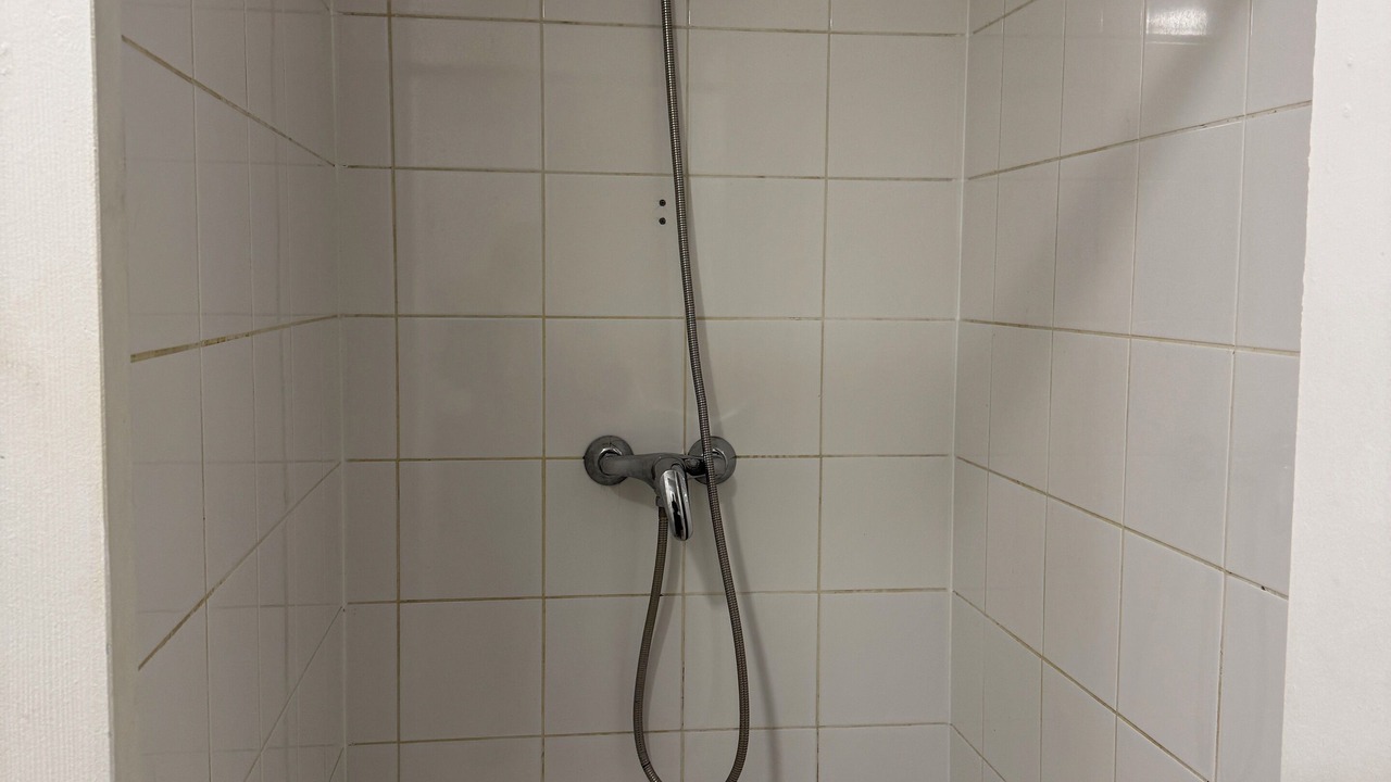 Photo of Bathroom in Vaulx En Velin Village
