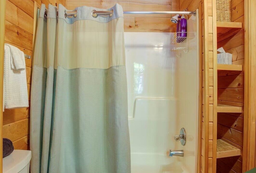 Photo of Bathroom in Erwin