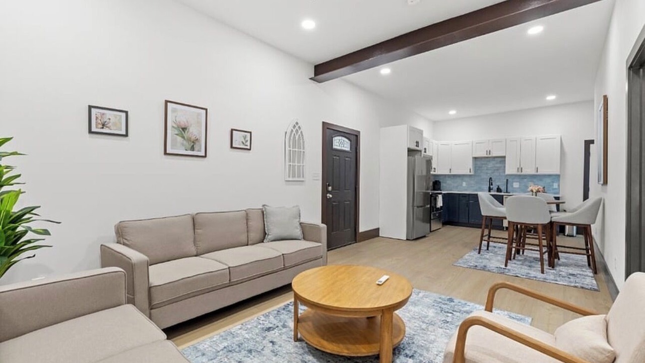 Photo of Livingroom in St. Louis