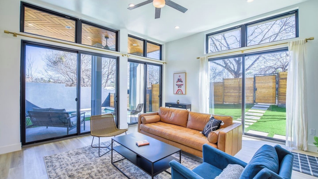 Photo of Livingroom in Parker Lane