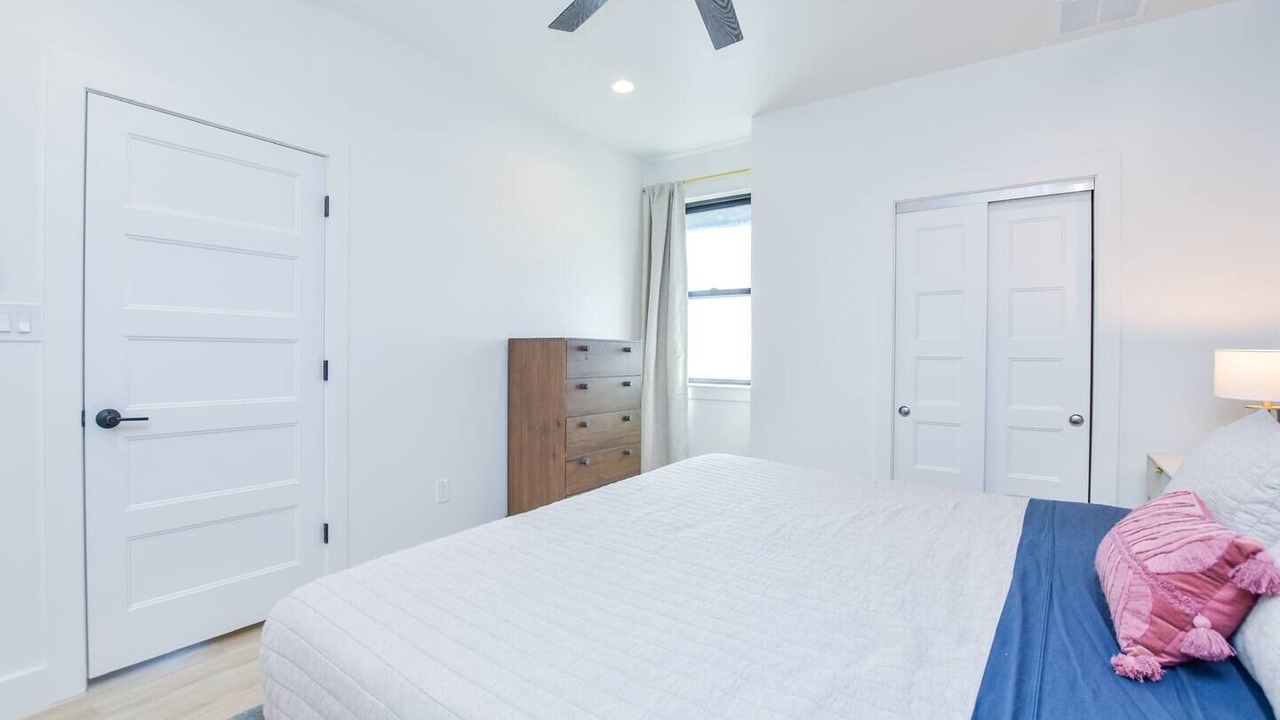 Photo of Bedroom in Parker Lane