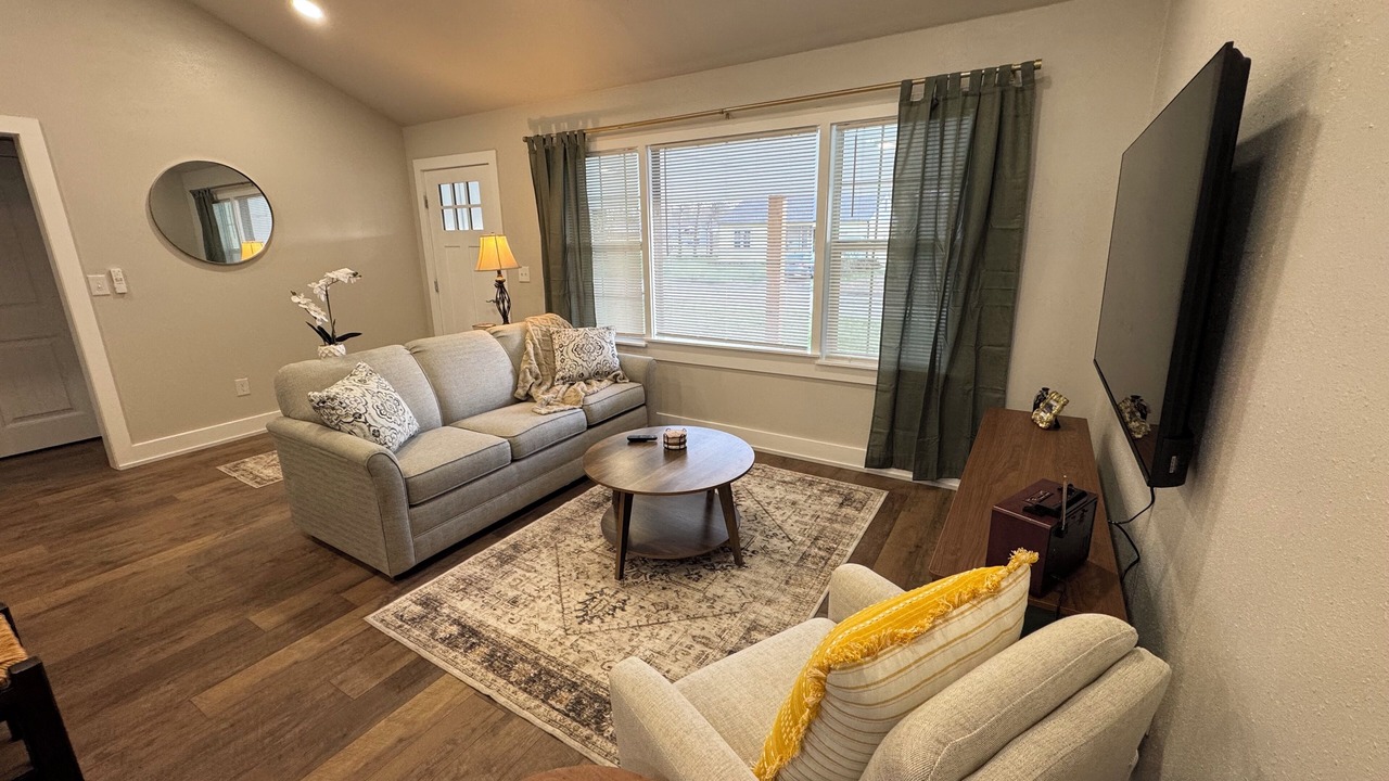 Photo of Livingroom in McAlester