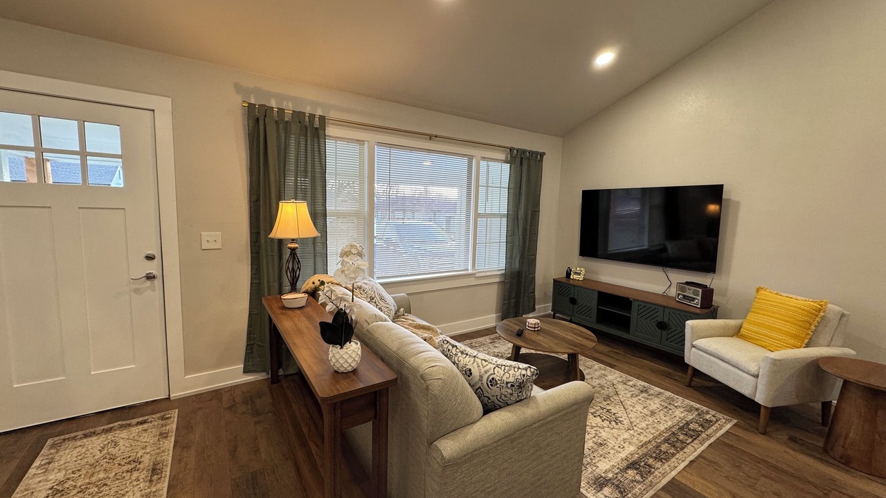 Photo of Livingroom in McAlester